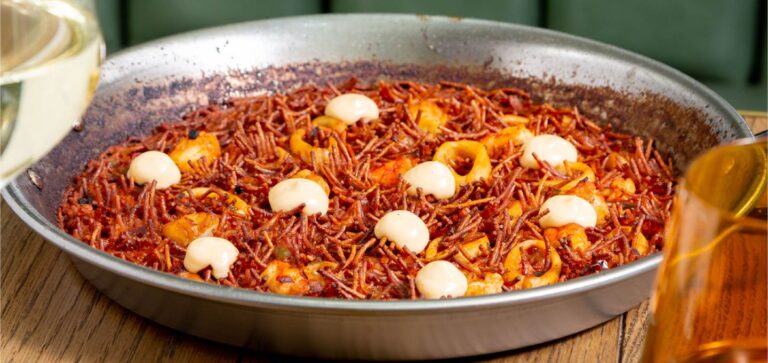 Cafe de la Plaza 5 768x363