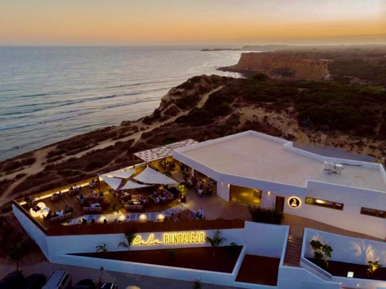 Cala Puntalejo 768x575