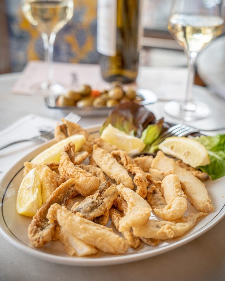 El Favorito Sevilla 3 768x959