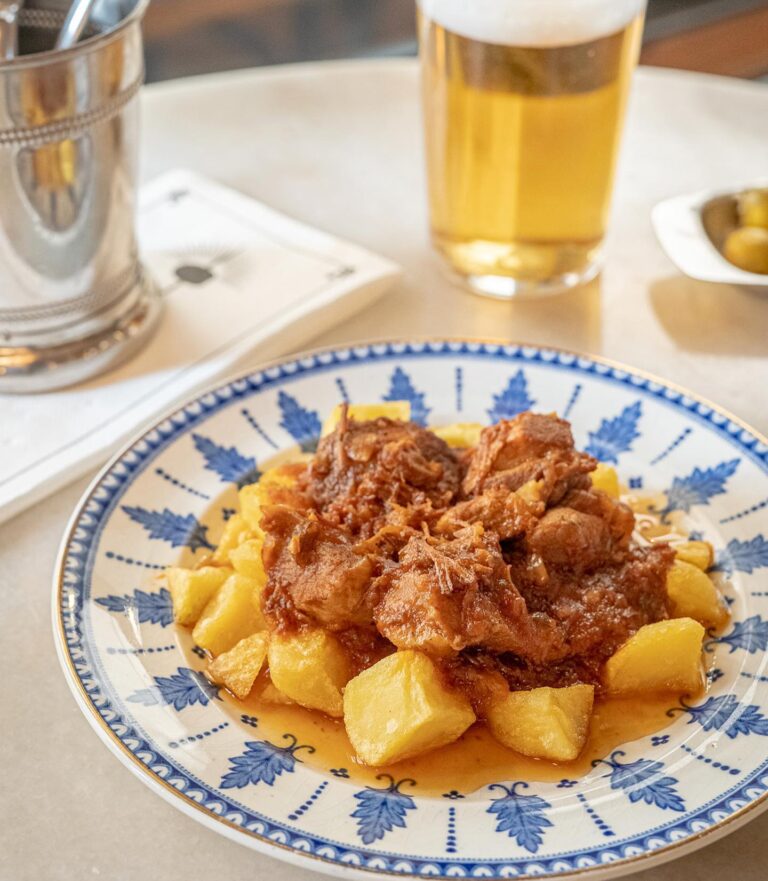 El Favorito Sevilla 5 768x881