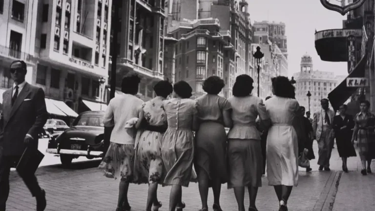 Exposicion Caleidoscopio en La Serreria Belga 768x432