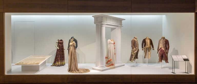 Museo del Traje Madrid 2 1 768x329