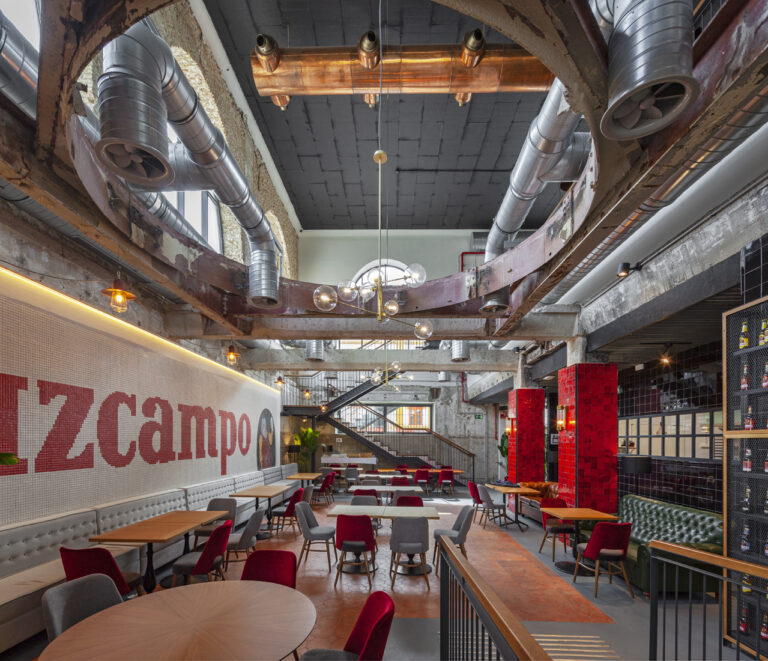 Visita y cata de cervezas con mucho acento en Factoria Cruzcampo 3 768x661
