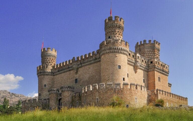 Castillo de Manzanares El Real 2 768x480