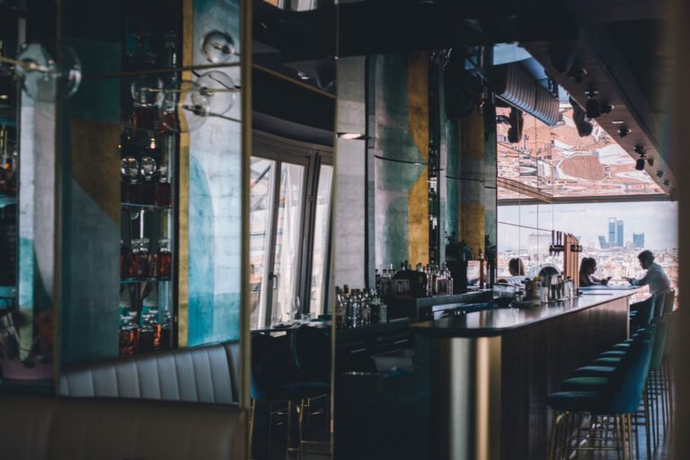 Ella Sky Bar 10 768x512