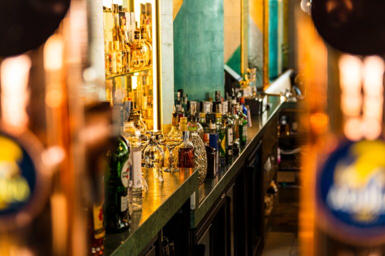 Ella Sky Bar 7 768x512