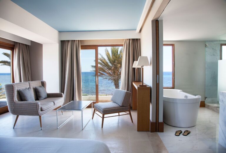 Gecko Hotel Beach Club 14 768x520