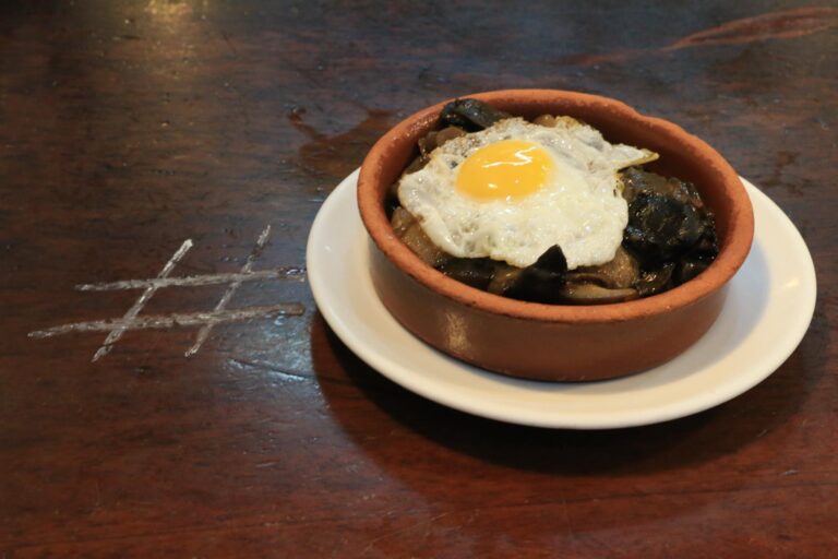 Los Claveles Sevilla 3 768x512