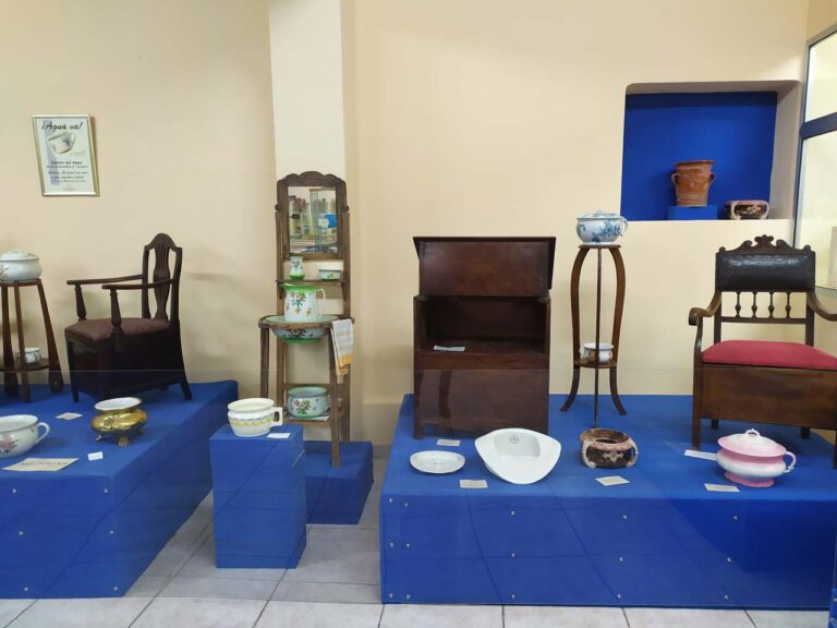 Museo del Orinal 4 768x576