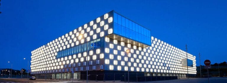 Navarra Arena 768x283