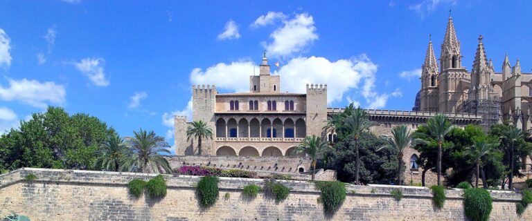 Palacio Real de La Almudaina 2 768x320