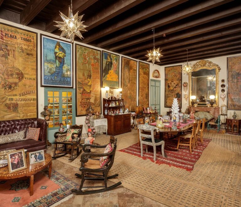 Palacio de Las Duenas 12 768x659