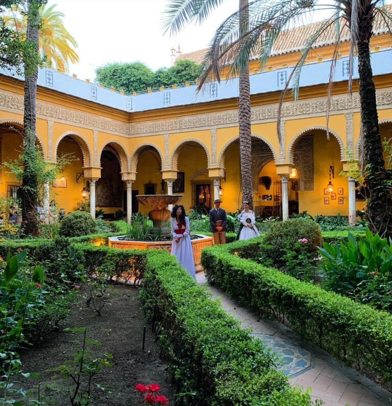 Palacio de Las Duenas 5 768x794