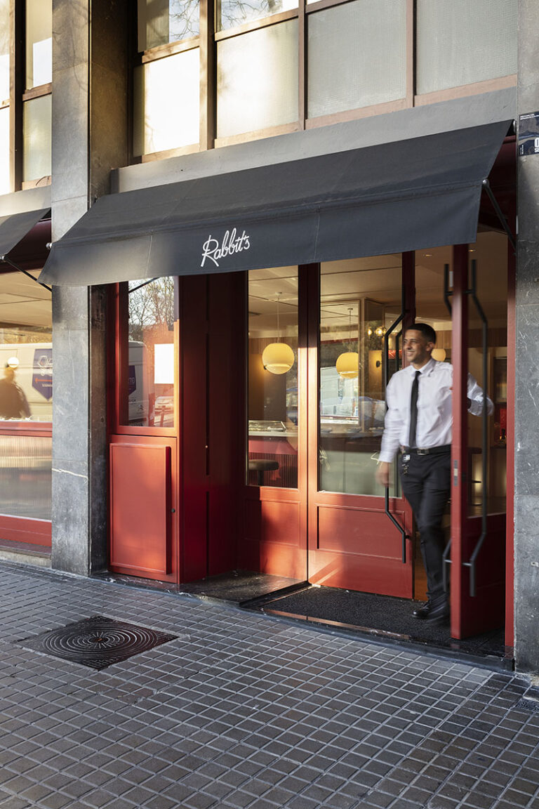 Rabbits Bar 2 768x1152