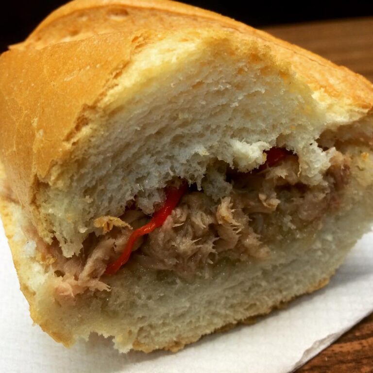 Bocadillos de Bodega Joserra Bilbao 1 768x768