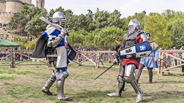 Exhibicion de combate medieval en el Castillo de Manzanares el Real 768x432