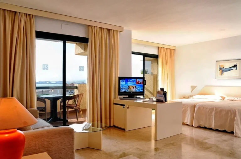 Hotel AR Almerimar 768x507