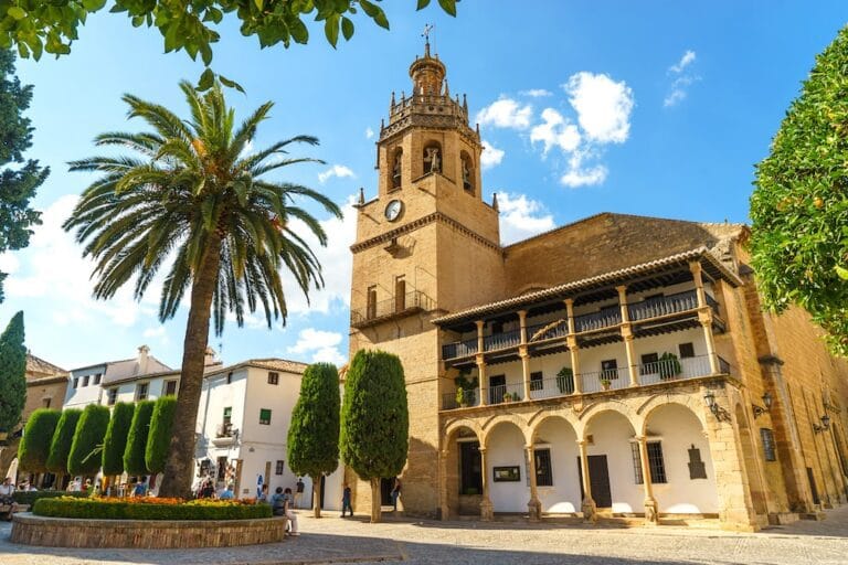Iglesia de Santa Maria La Mayor 768x512