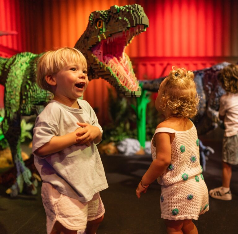 Jurassic World by Brickman en Ifema Madrid 4 768x753