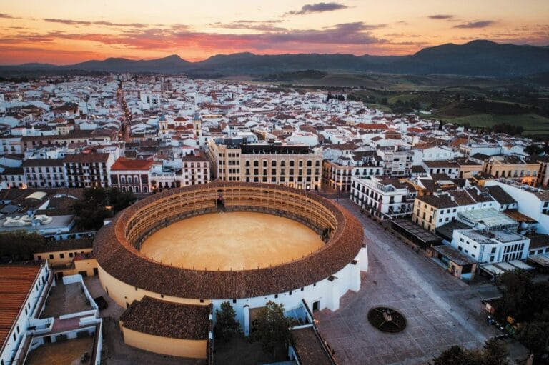 Plaza de la Real Maestranza de Ronda 2 768x511