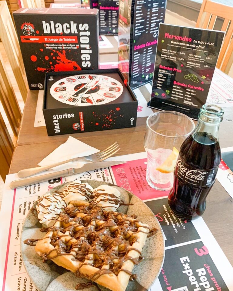 Replay Boardgame Outlet Cafe 3 768x960