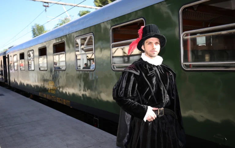 Tren de Felipe II 768x484