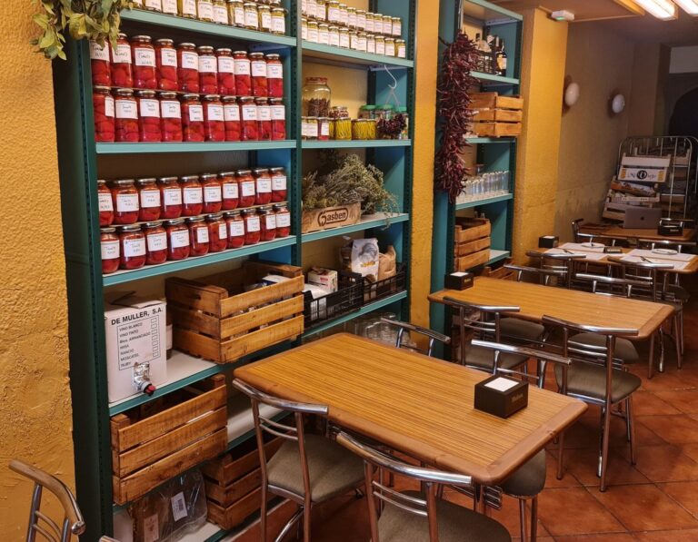 Ultramarinos Marin 3 768x597