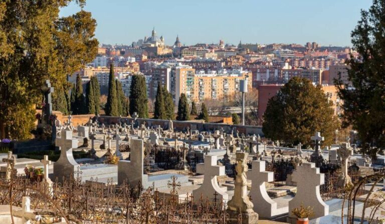 Visita guiada al Cementerio Sacramental de San Isidro de Madrid 5 768x448