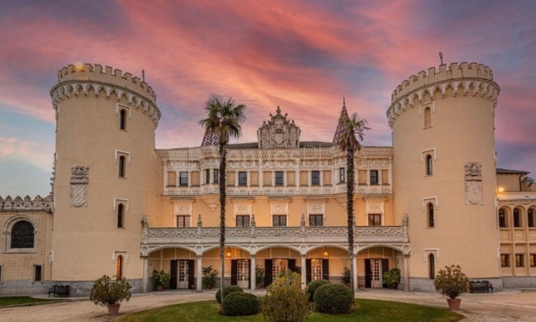 castillo de Vinuelas 3 768x461