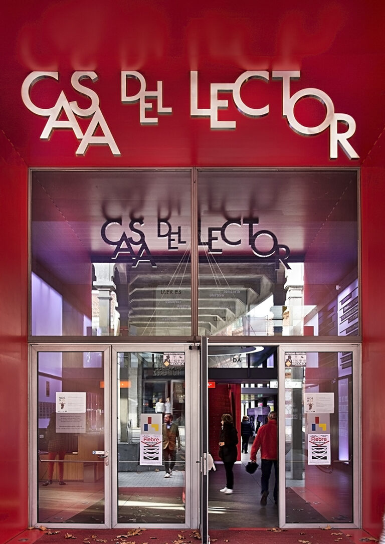 Casa del Lector 5 768x1085