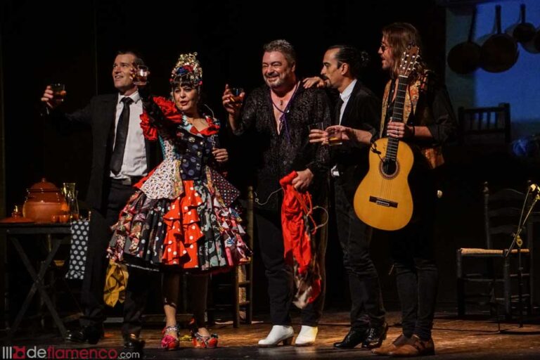Domingos de vermut flamenco y potaje con Maui de Utrera en el Teatro Alfil 3 768x512