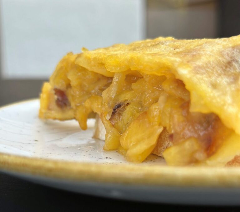 La Tortilla de Periko 768x679