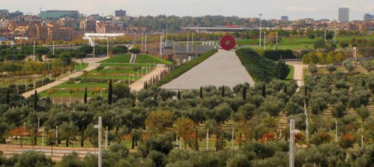 Parque Juan Carlos I 9 768x343