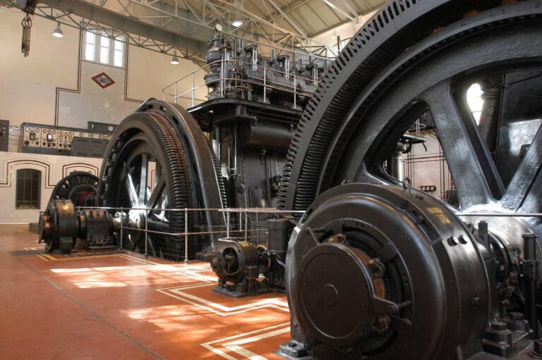 Nave de Motores de Pacifico 768x511