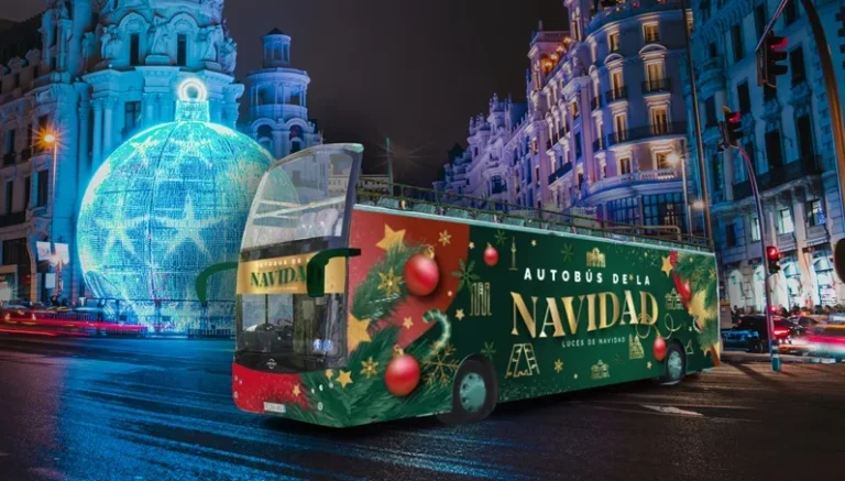 Tour de Luces 2023 El Autobus de la Navidad de Madrid 768x437