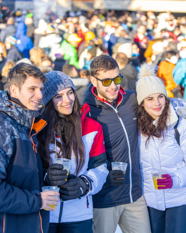 Momo Apreski 4 768x960