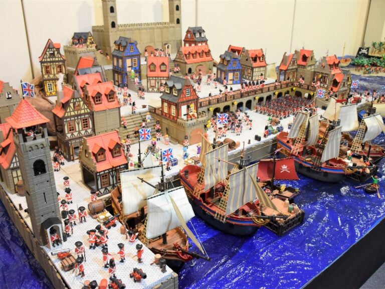 Exposicion Playmobil en Villaviciosa de Odon 3 768x576