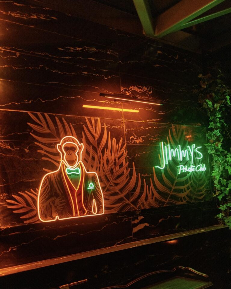 Jimmys 2 768x960