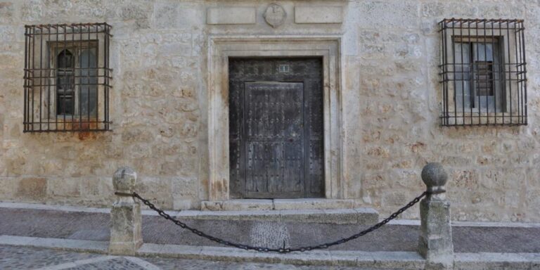 La Casa de la Cadena 3 768x384