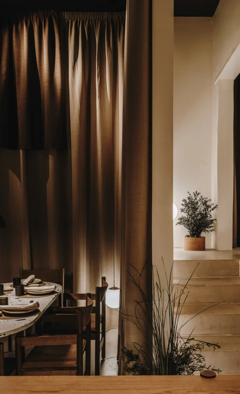 Normal Hemanos Roca 2 768x1259