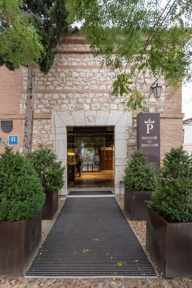 Parador de Turismo de Chinchon Antiguo Monasterio de los Agustinos 9 1 768x1151