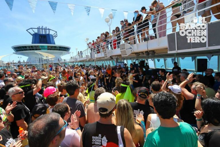 Crucero El Barco Ochentero 3 768x513