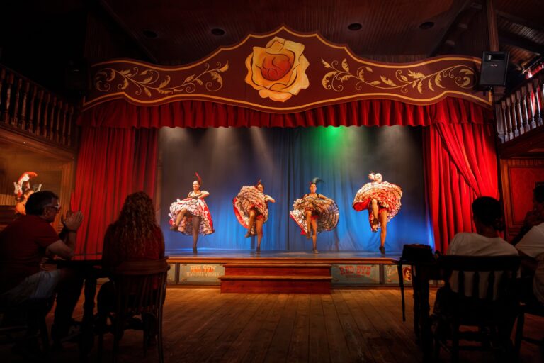 Mini Hollywood Oasys 7 768x512