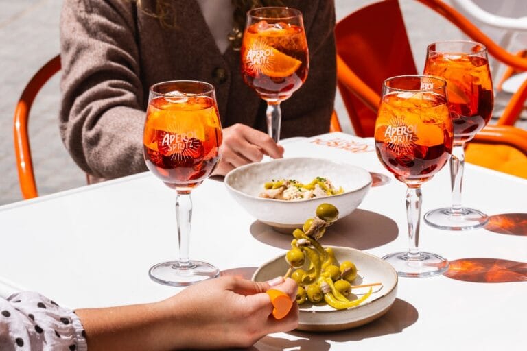 Ruta Aperol Spritz Aperitivos Talks y tardeos en Madrid 768x512