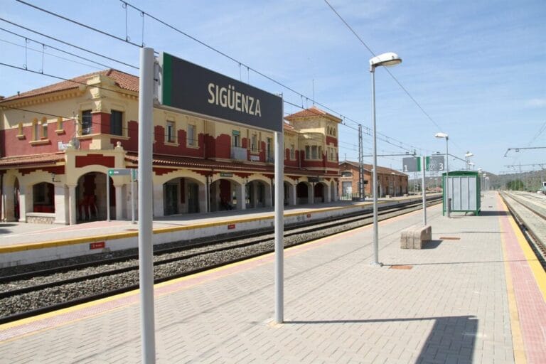 Estacion de tren Siguenza 768x512