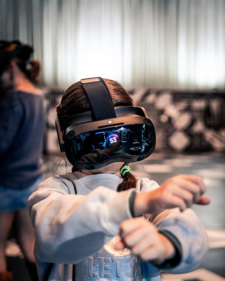 Experiencia Inmersiva The Great Library Of Tomorrow de Tomorrowland en Madrid 5 768x960