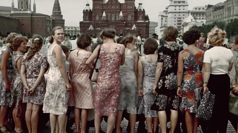 Exposicion de Boris Savelev Viewfinder Una forma de mirar en Serreria Belga 768x432