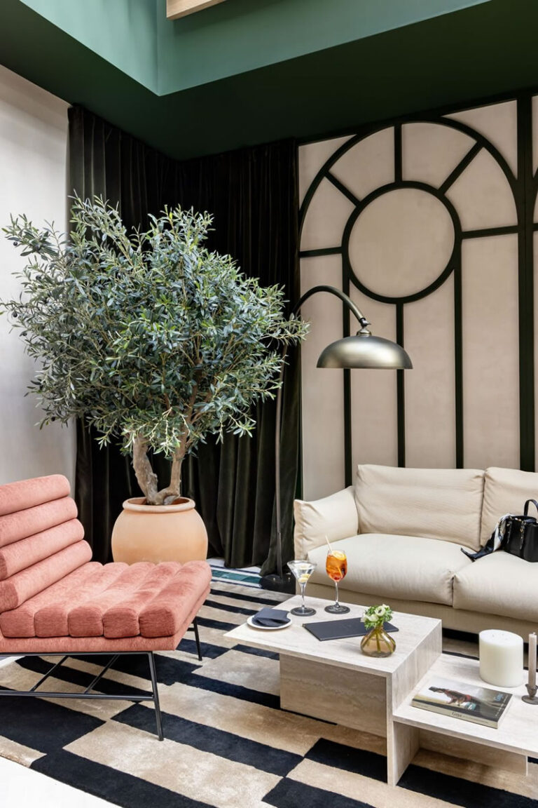 Lobby coctel bar hotel Totem 4 768x1152