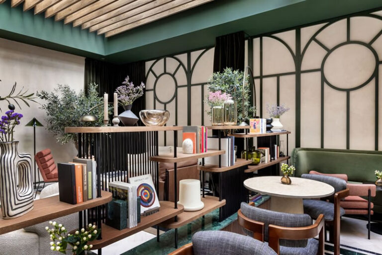 Lobby coctel bar hotel Totem 5 768x513