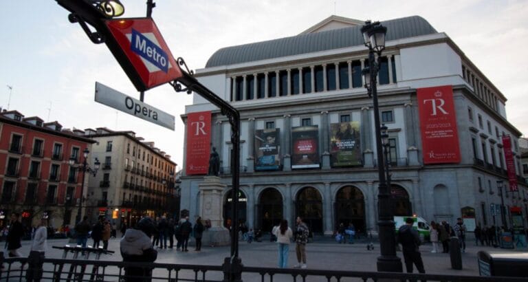Recital Literario Gratuito en Metro de Opera 768x410